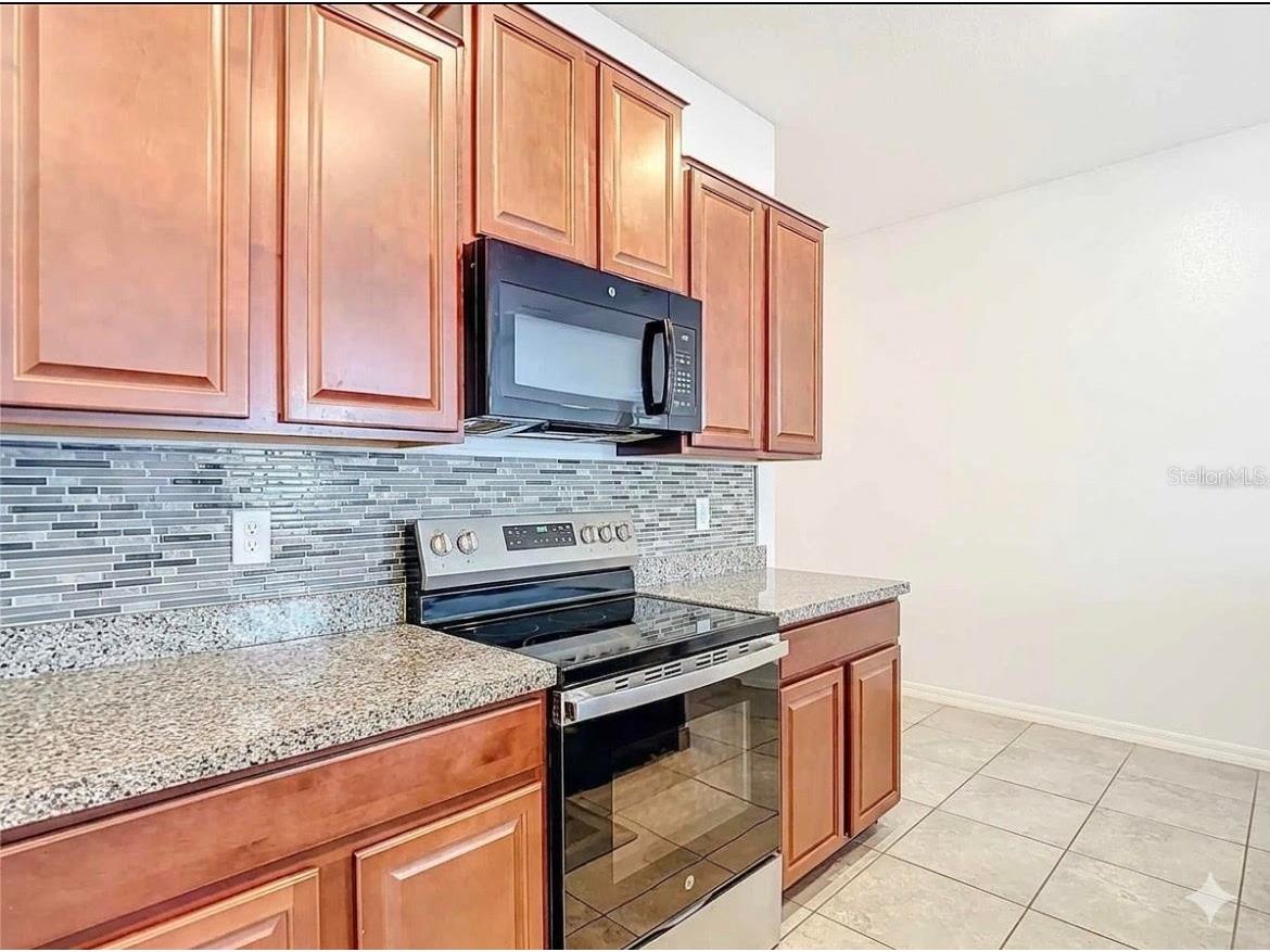 3160 Kresterbrooke Lane Zephyrhills FL 33540 O6398764 image4