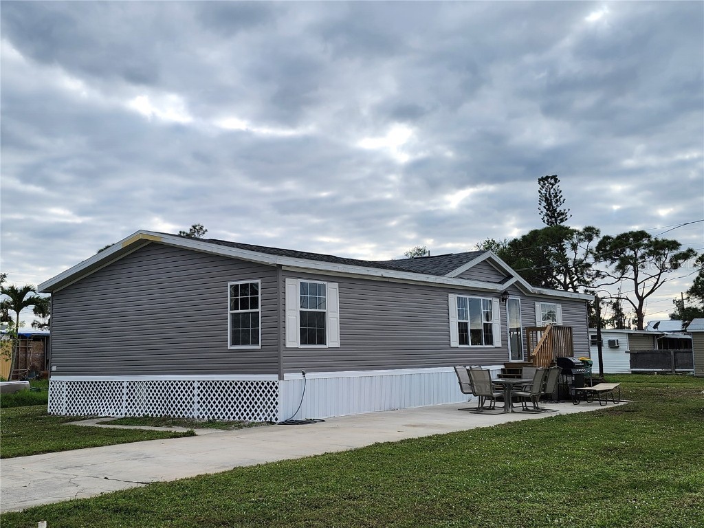 3160 Smith Street Englewood FL 34224 D6138993 image1