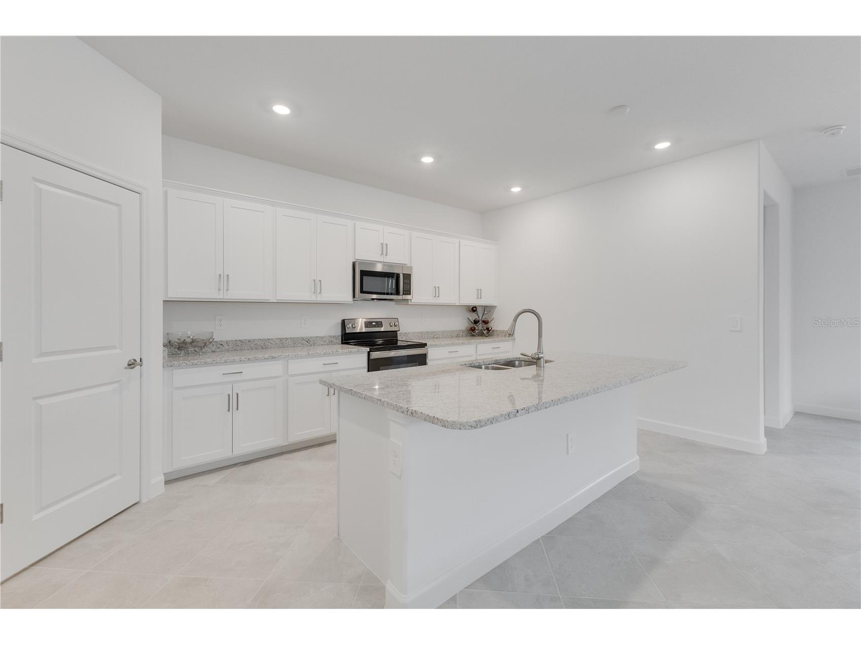 3160 Weston Manor Drive Alva FL 33920 A4684050 image10