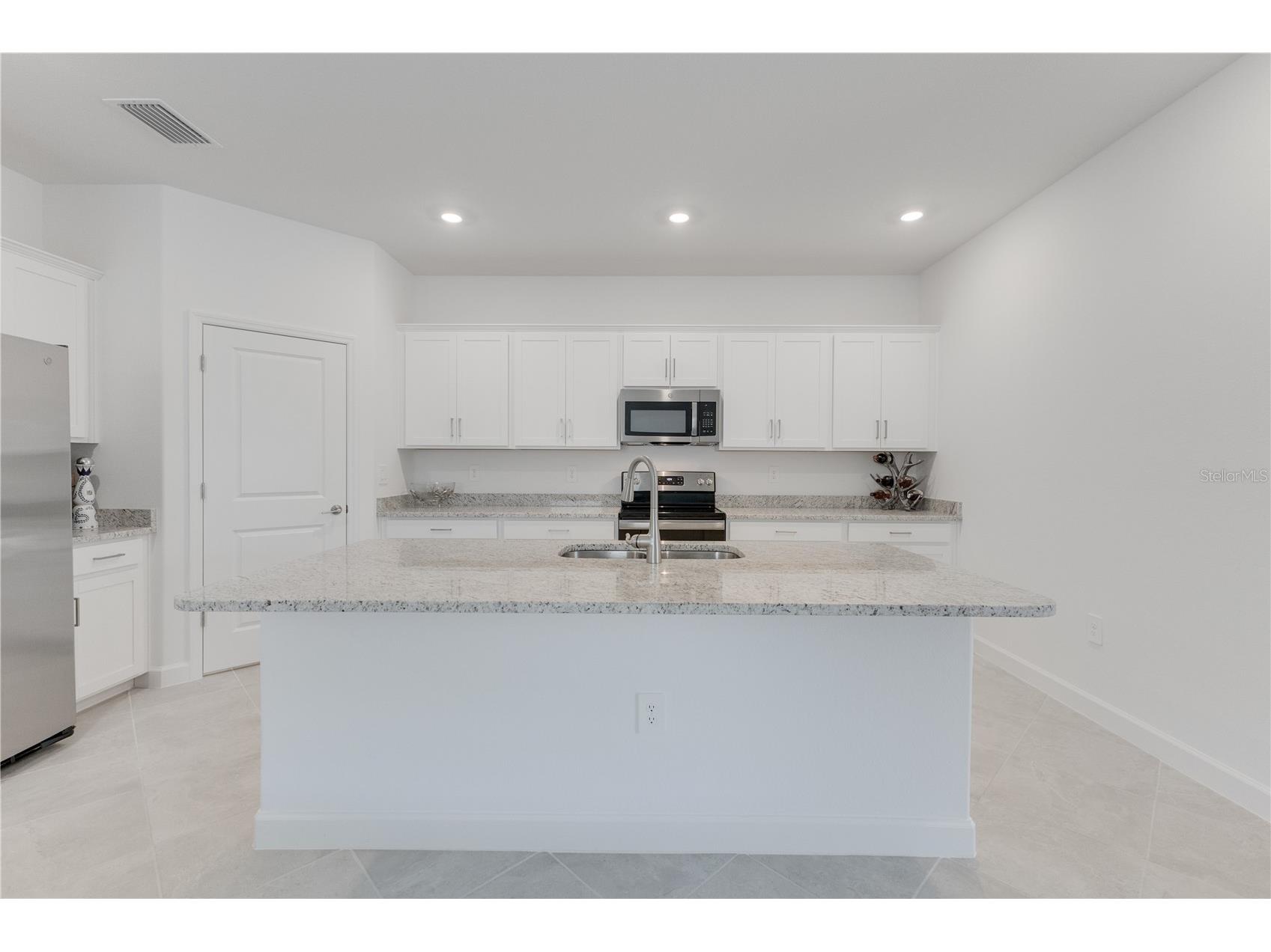 3160 Weston Manor Drive Alva FL 33920 A4684050 image11