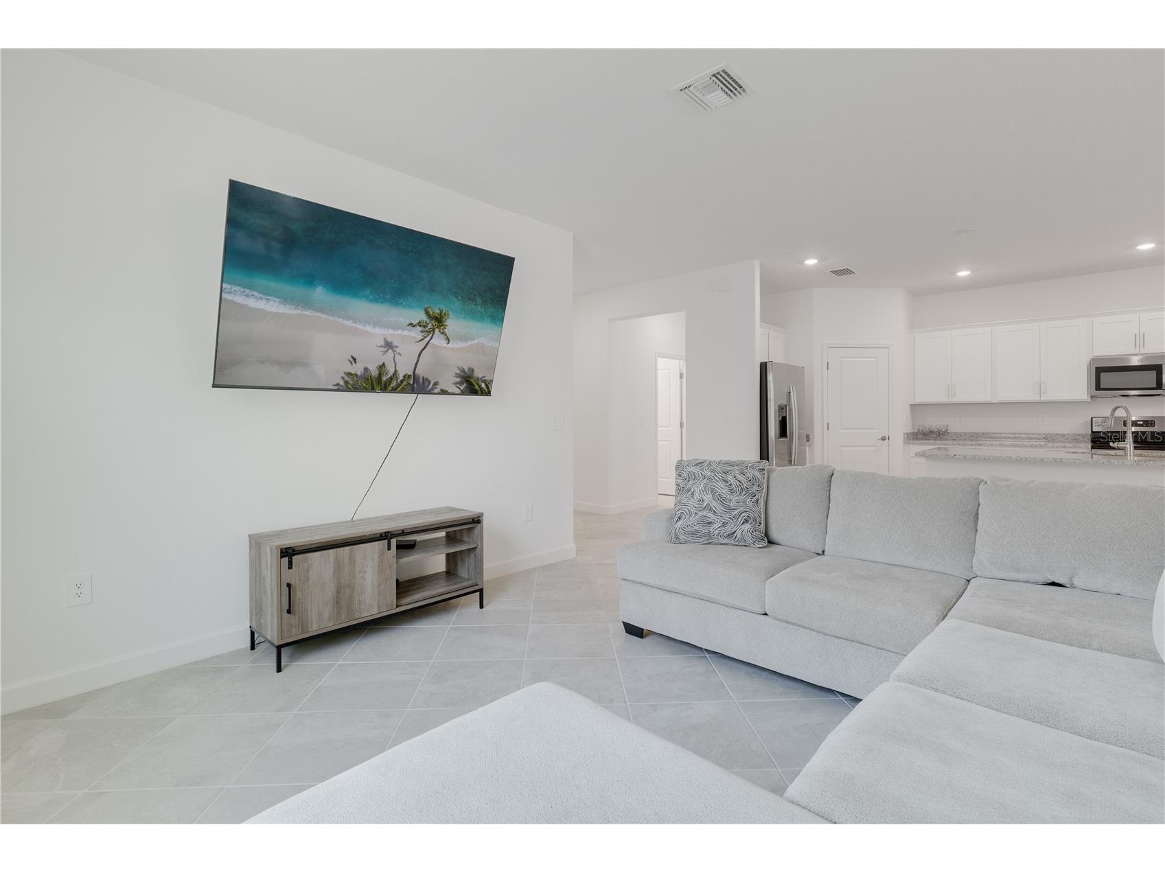 3160 Weston Manor Drive Alva FL 33920 A4684050 image6