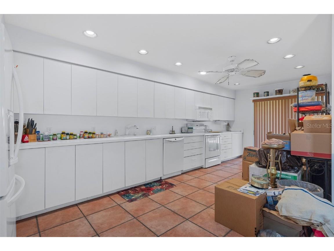 3160 Whispering Pines Court Spring Hill FL 34606 W7874171 image15