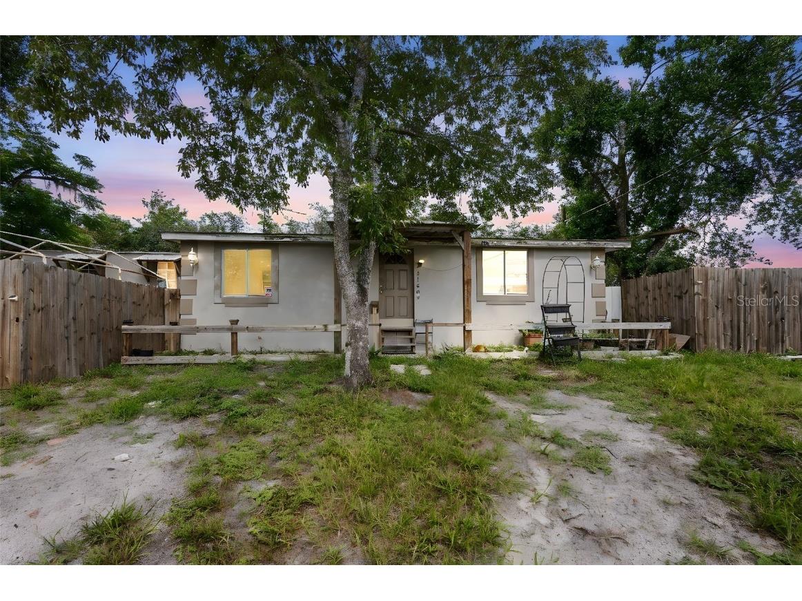 31605 Skyline Drive Deland FL 32720 V4943675 image1