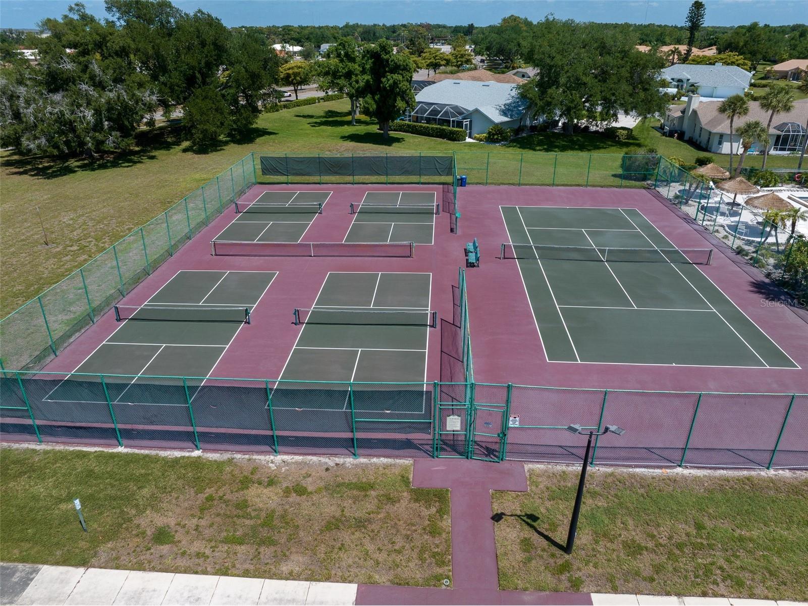 3162 E Village Drive Venice FL 34293 C7525040 image44