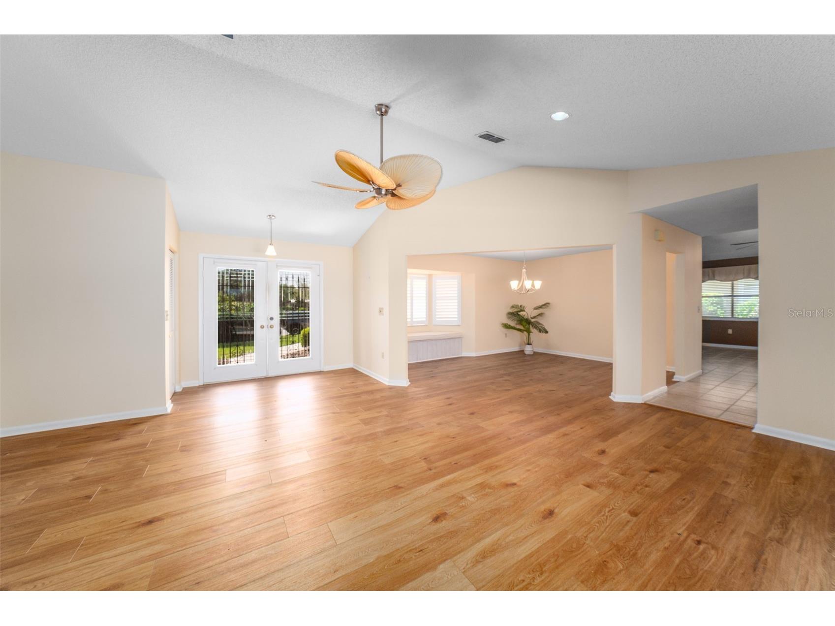 3162 E Village Drive Venice FL 34293 C7525040 image9