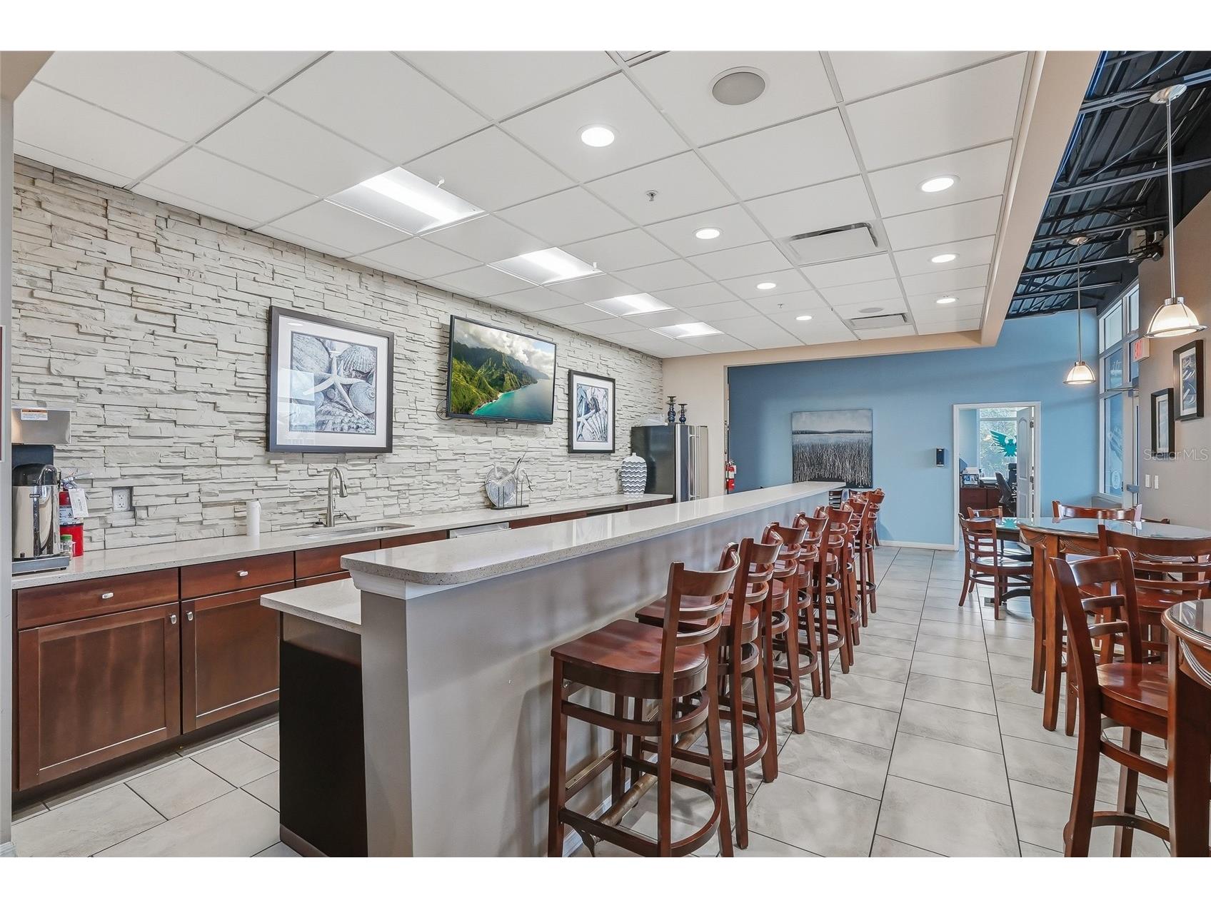 3162 Moorings Drive Saint Petersburg FL 33712 TB8473017 image54