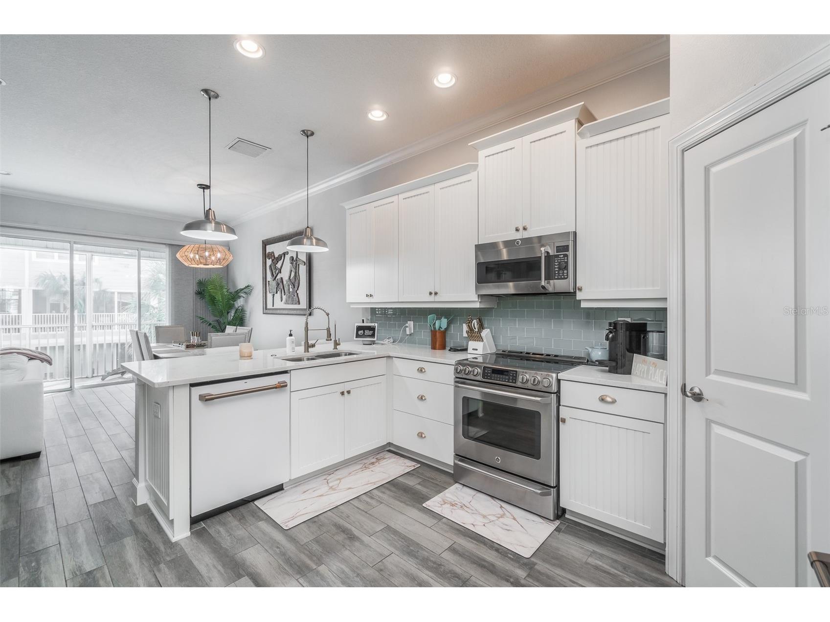 3162 Moorings Drive Saint Petersburg FL 33712 TB8473017 image6