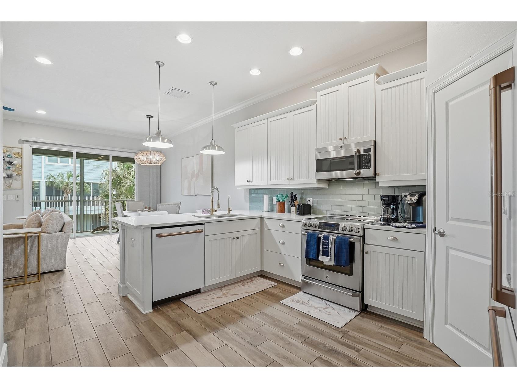 3162 Moorings Drive Saint Petersburg FL 33712 TB8521210 image4
