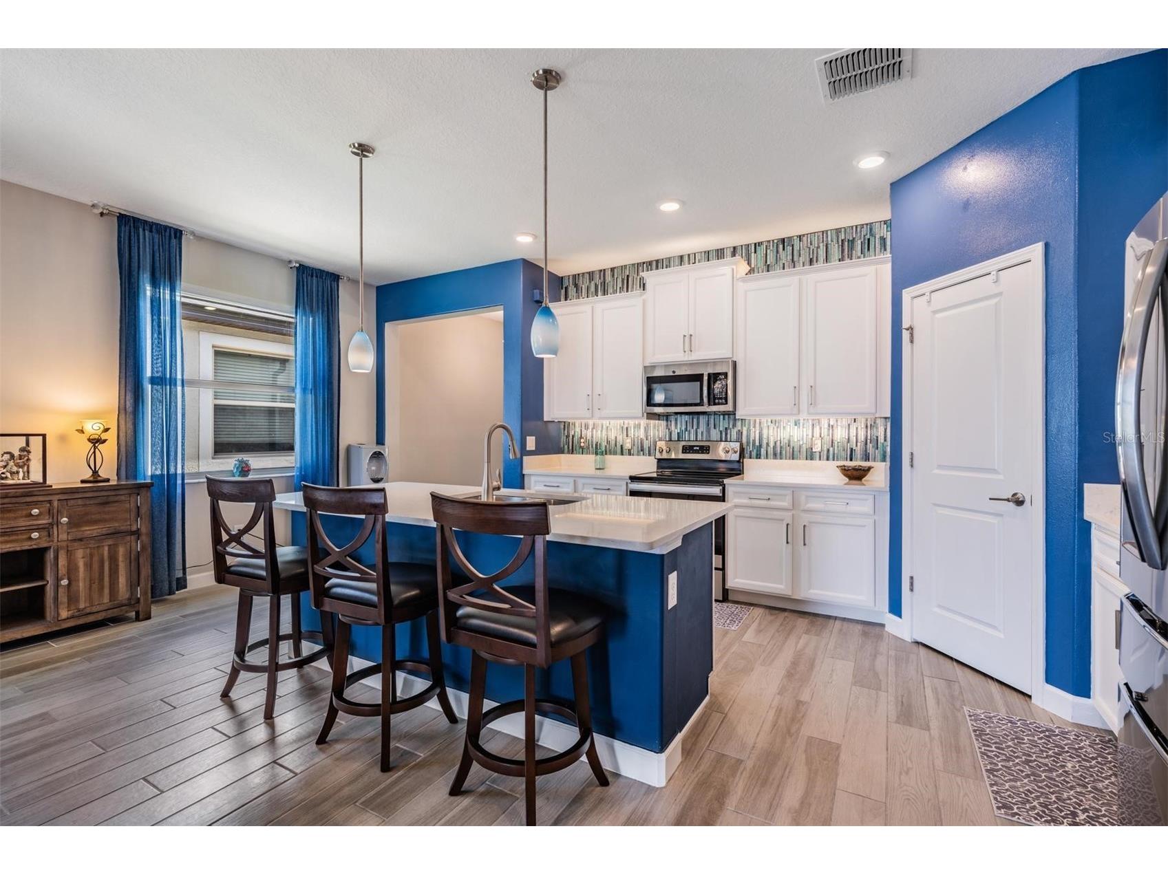 31625 Cannon Rush Drive San Antonio FL 33576 TB8482294 image4