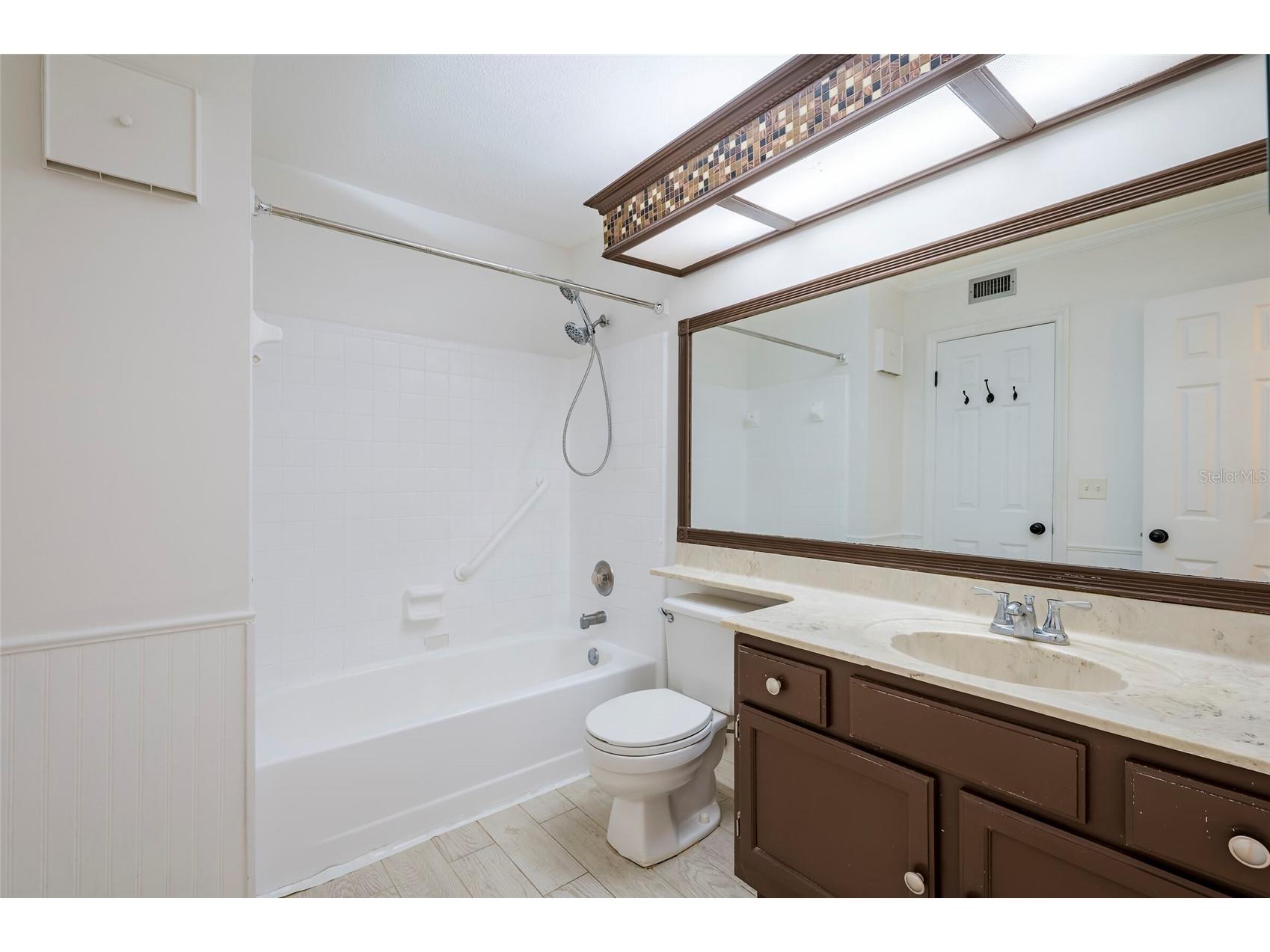 3164 Valley Oaks Drive #3164 Tampa FL 33618 TB8515005 image22