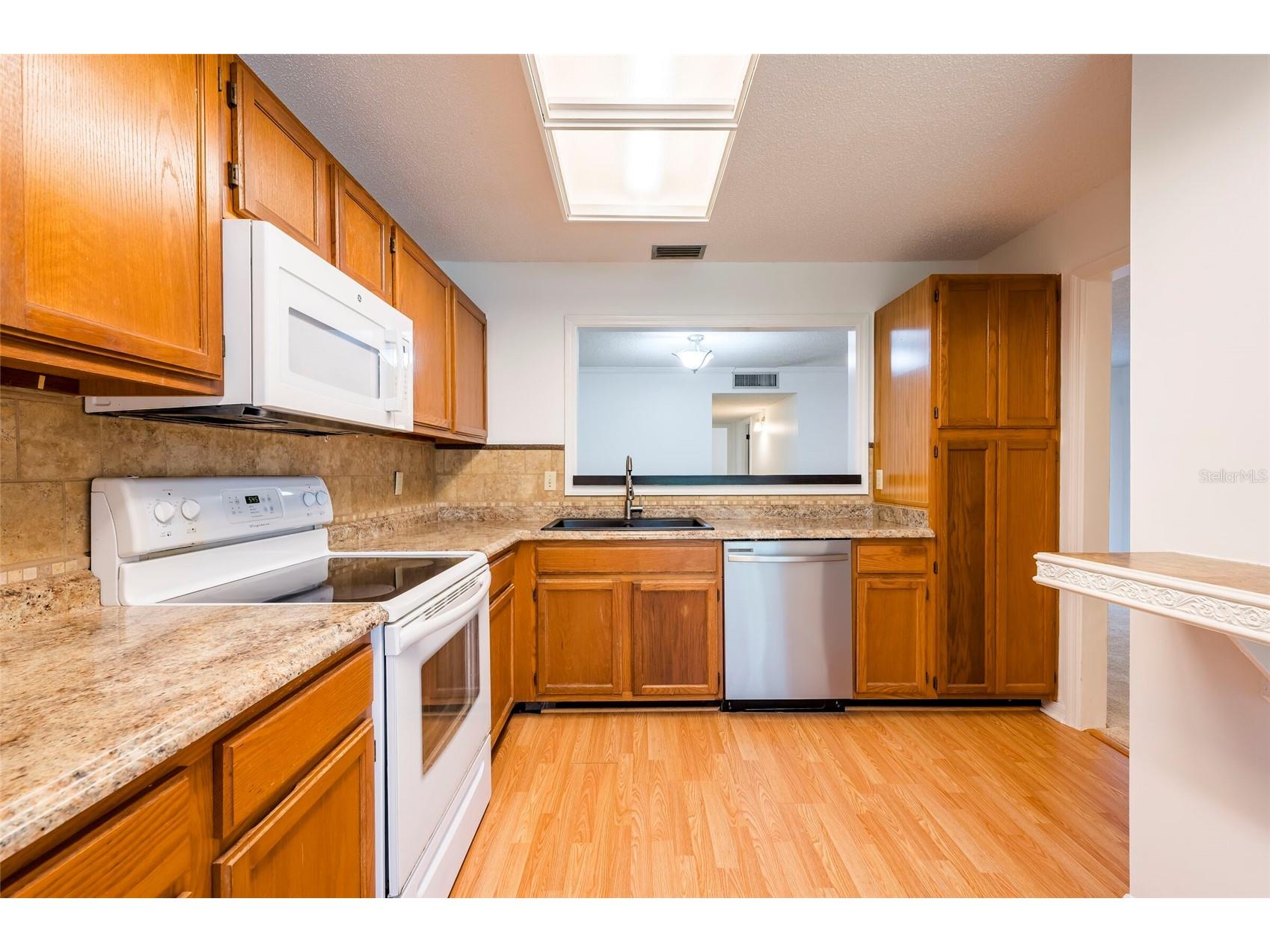 3164 Valley Oaks Drive #3164 Tampa FL 33618 TB8515005 image9