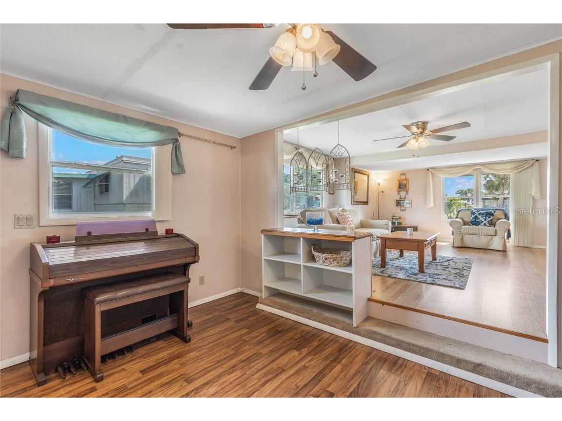 31643 Howard Street Tavares FL 32778 - ACCESS TO LAKE HARRIS G5100982 image7