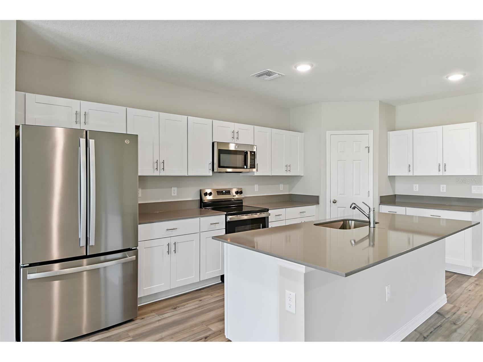 31647 Bienville Lane Wesley Chapel FL 33545 TB8495677 image2