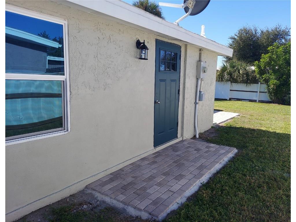 3165 Crestwood Drive Port Charlotte FL 33952 C7516396 image4