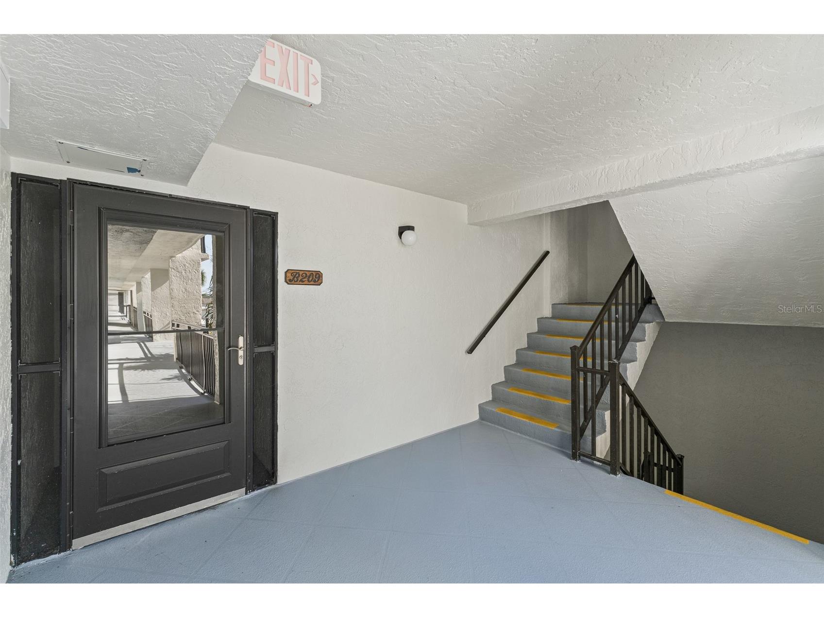 3165 N Atlantic Avenue #B209 Cocoa Beach FL 32931 - BANANA RIVER O6419665 image33