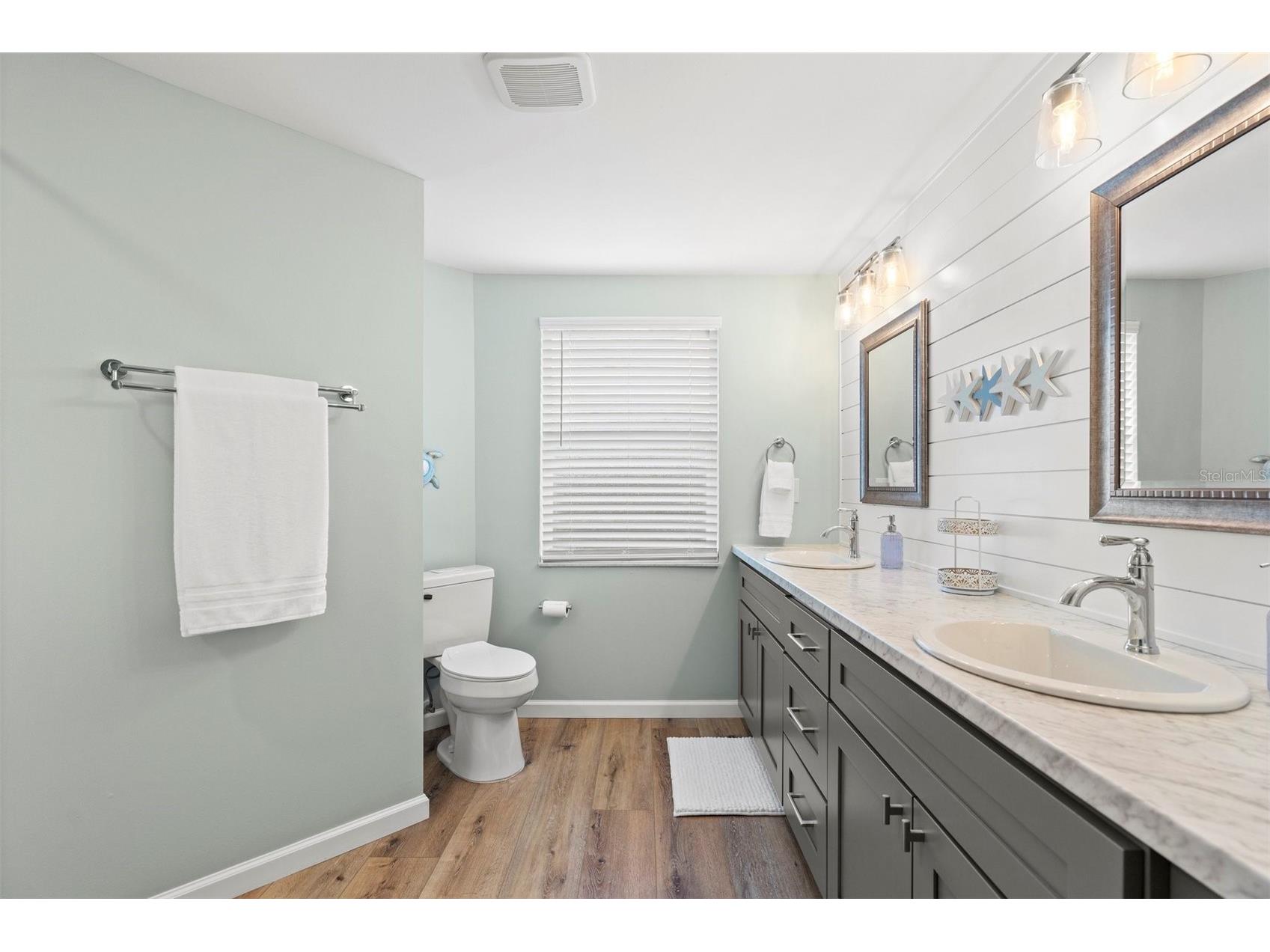 3165 Regatta Circle Sarasota FL 34231 A4683961 image20