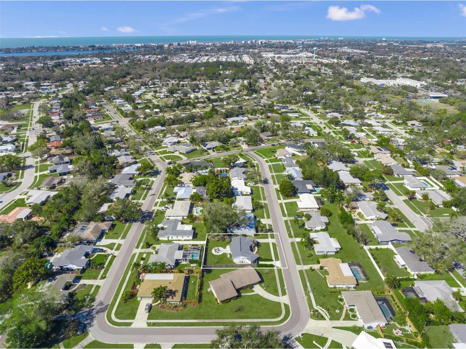 3165 Regatta Circle Sarasota FL 34231 A4683961 image3