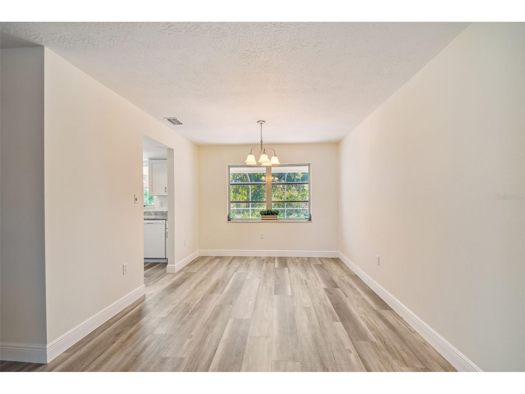 3165 Woodmont Drive Sarasota FL 34232 TB8478459 image16