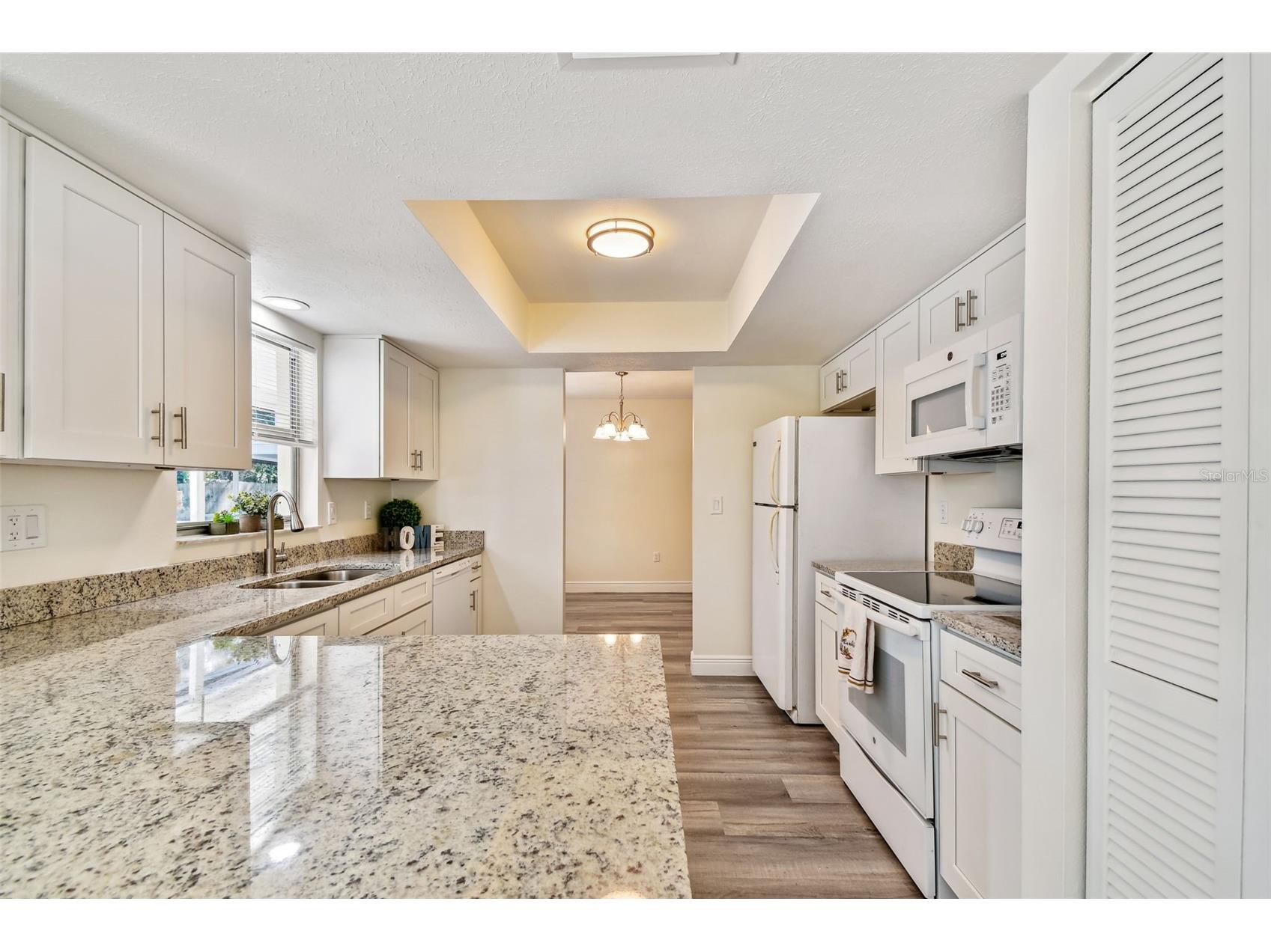 3165 Woodmont Drive Sarasota FL 34232 TB8478459 image21