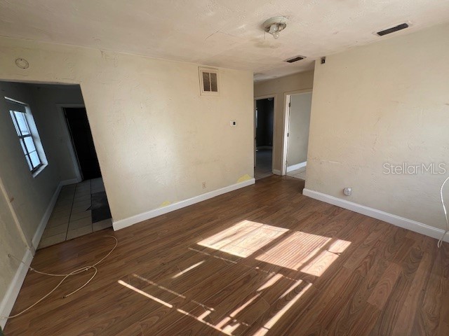 3167 6th Avenue S Saint Petersburg FL 33712 TB8403971 image4