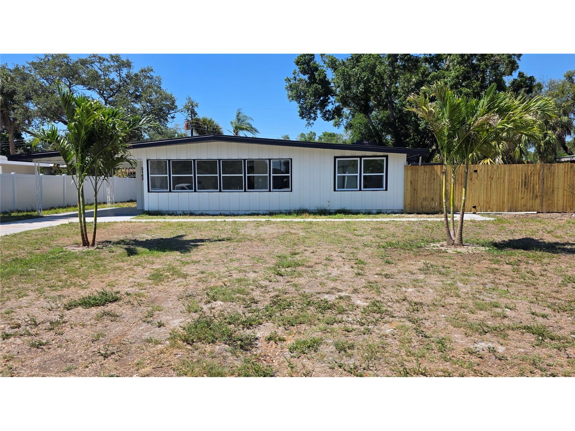 3167 Irving Street Sarasota FL 34237 A4693818 image1