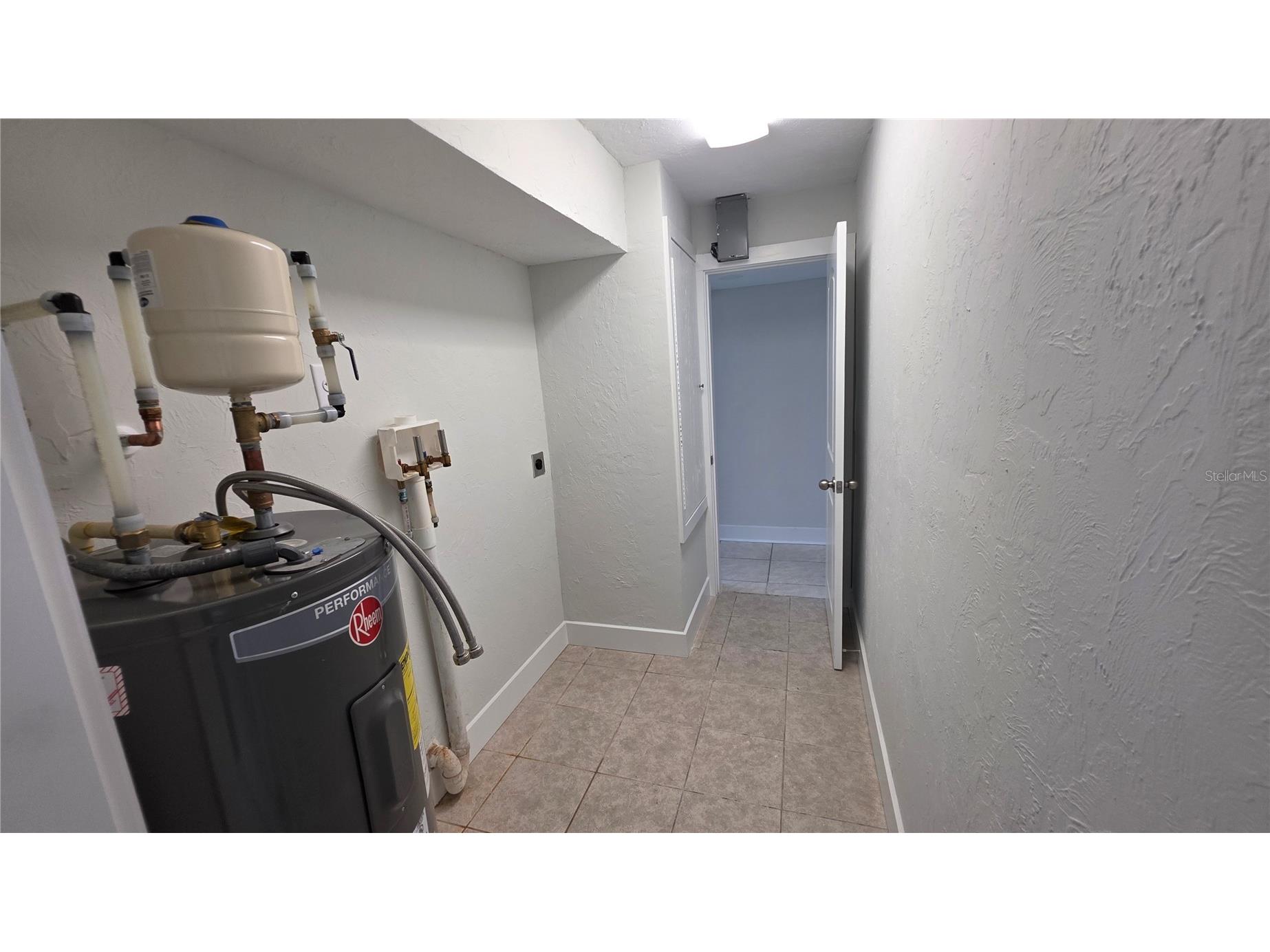 3167 Irving Street Sarasota FL 34237 A4693818 image11