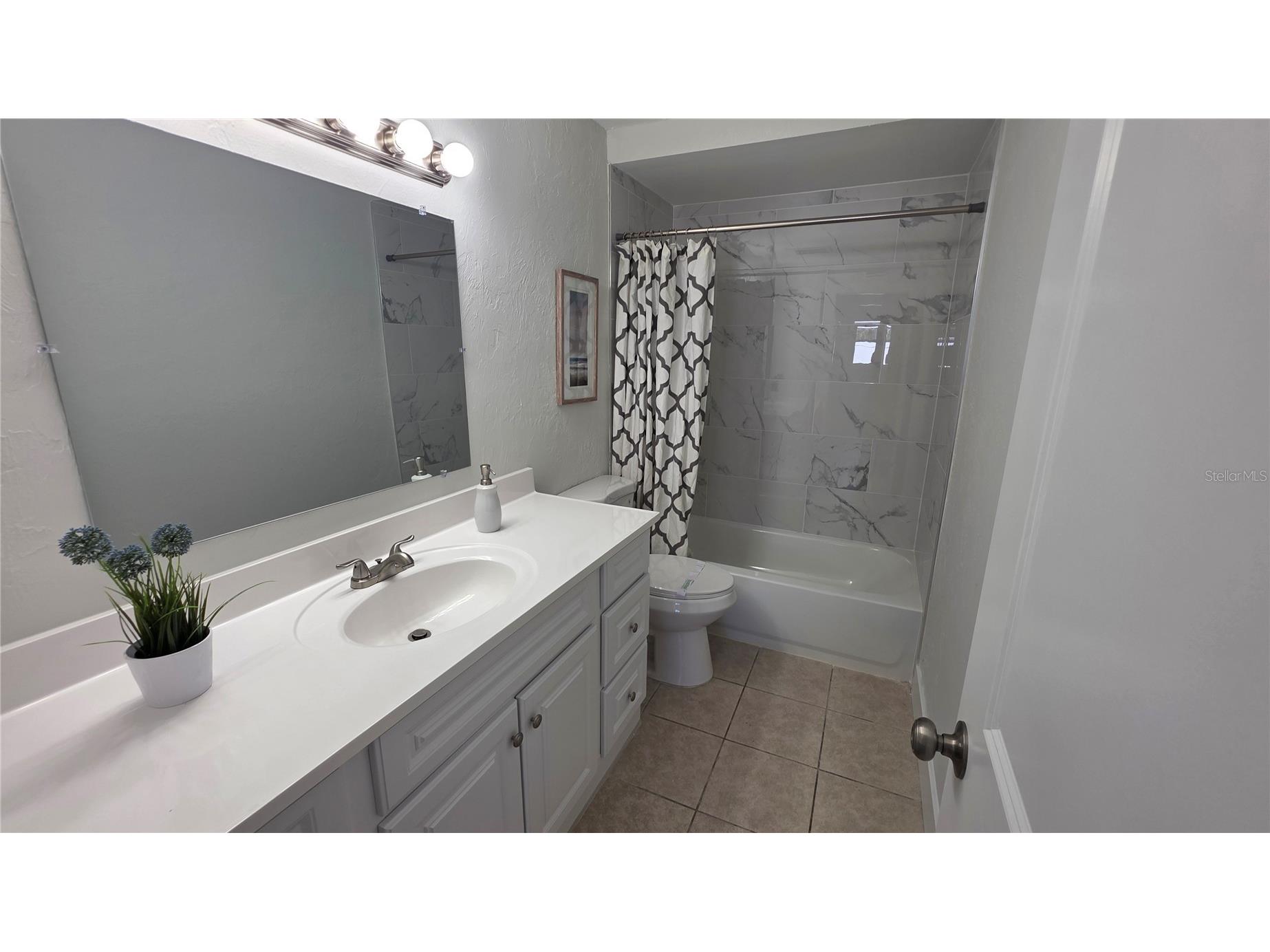3167 Irving Street Sarasota FL 34237 A4693818 image24