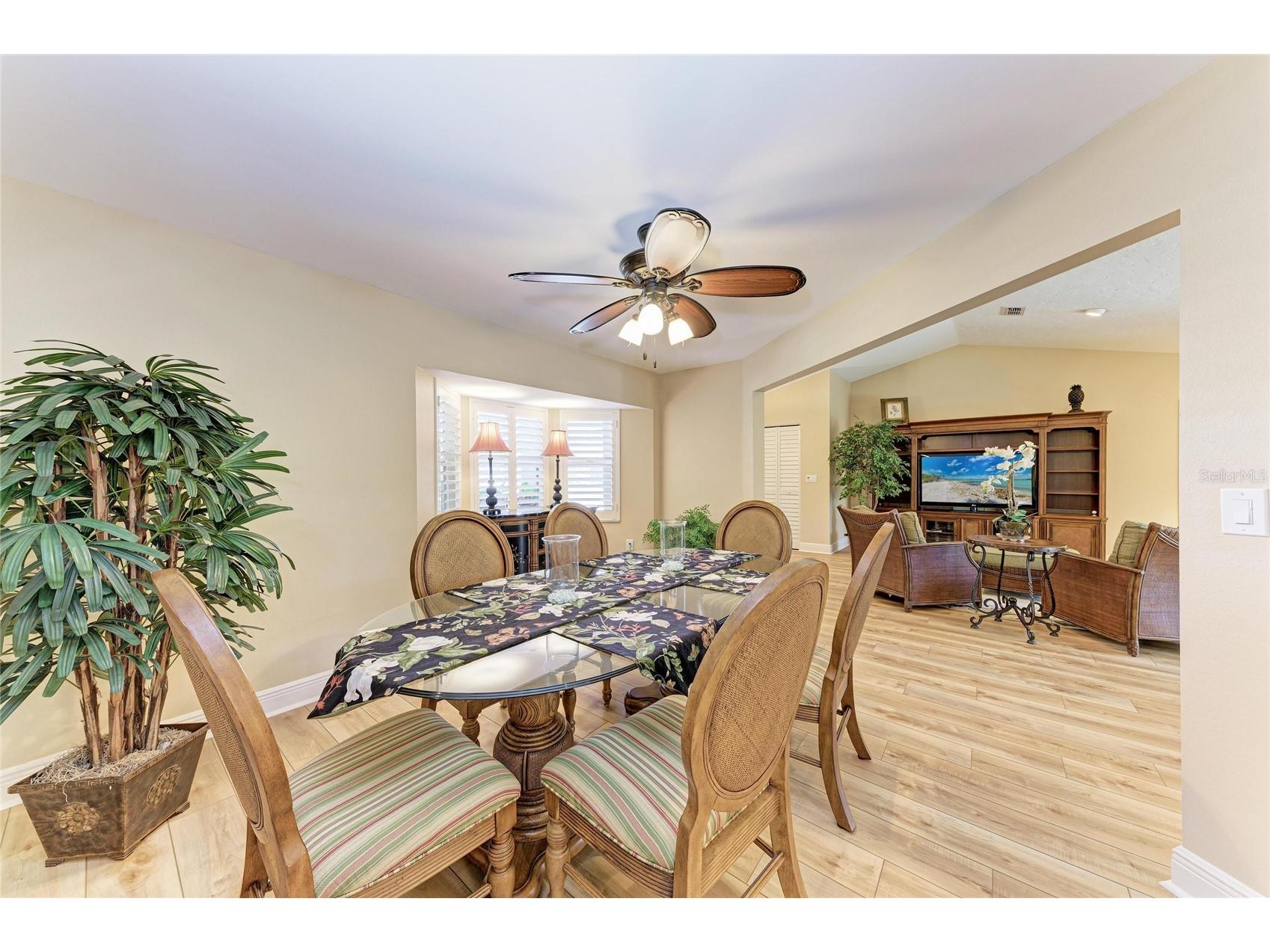 3168 Willow Springs Circle Venice FL 34293 A4690779 image32