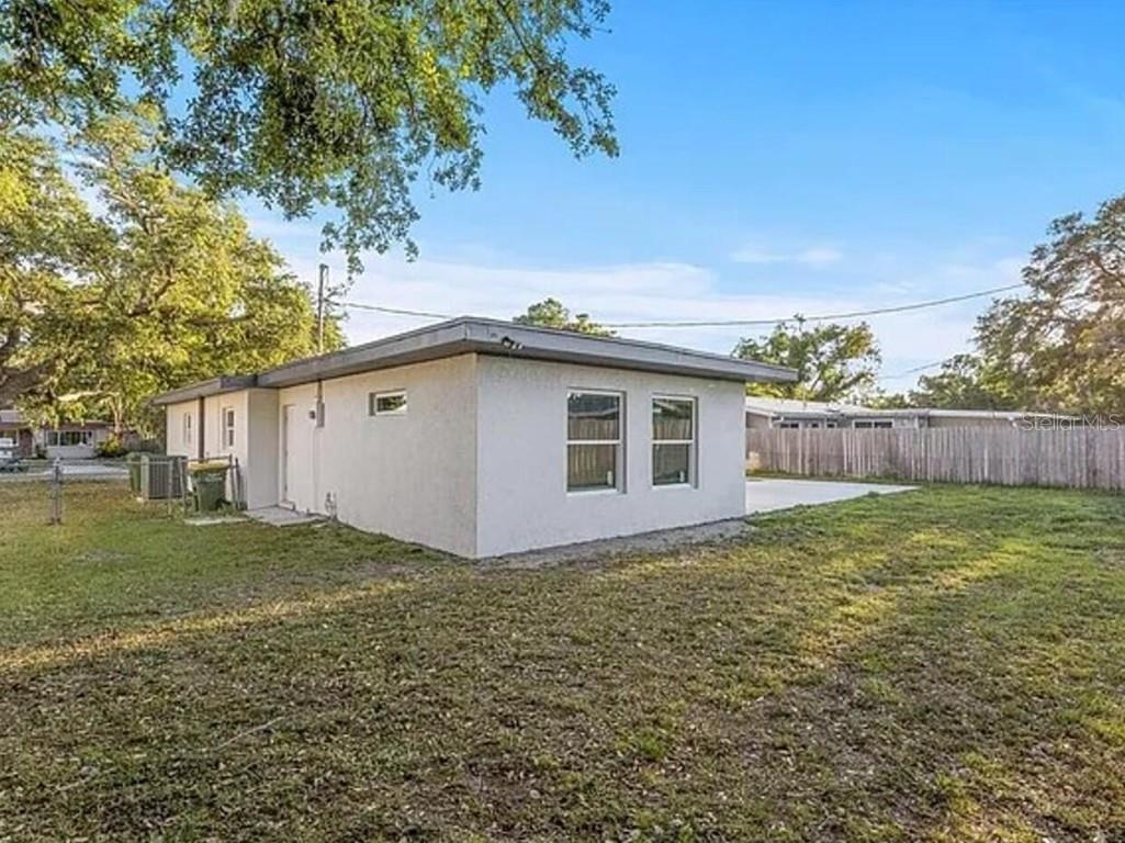 3169 Bellevue Street Sarasota FL 34237 O6338943 image15