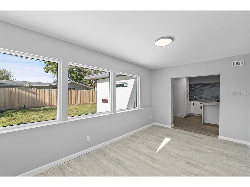 3169 Bellevue Street Sarasota FL 34237 O6338943 image7