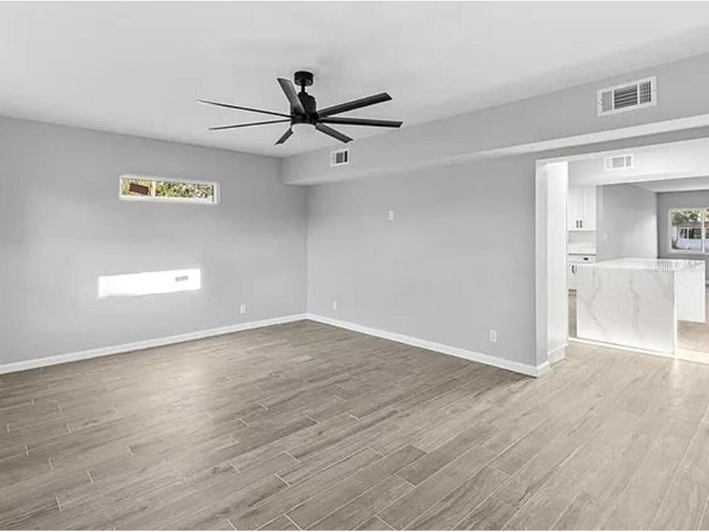 3169 Bellevue Street Sarasota FL 34237 O6338943 image8