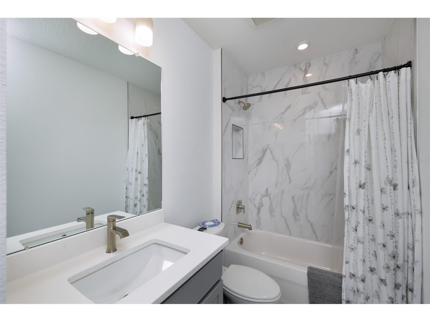 317 15th Street N Saint Petersburg FL 33705 TB8514650 image11