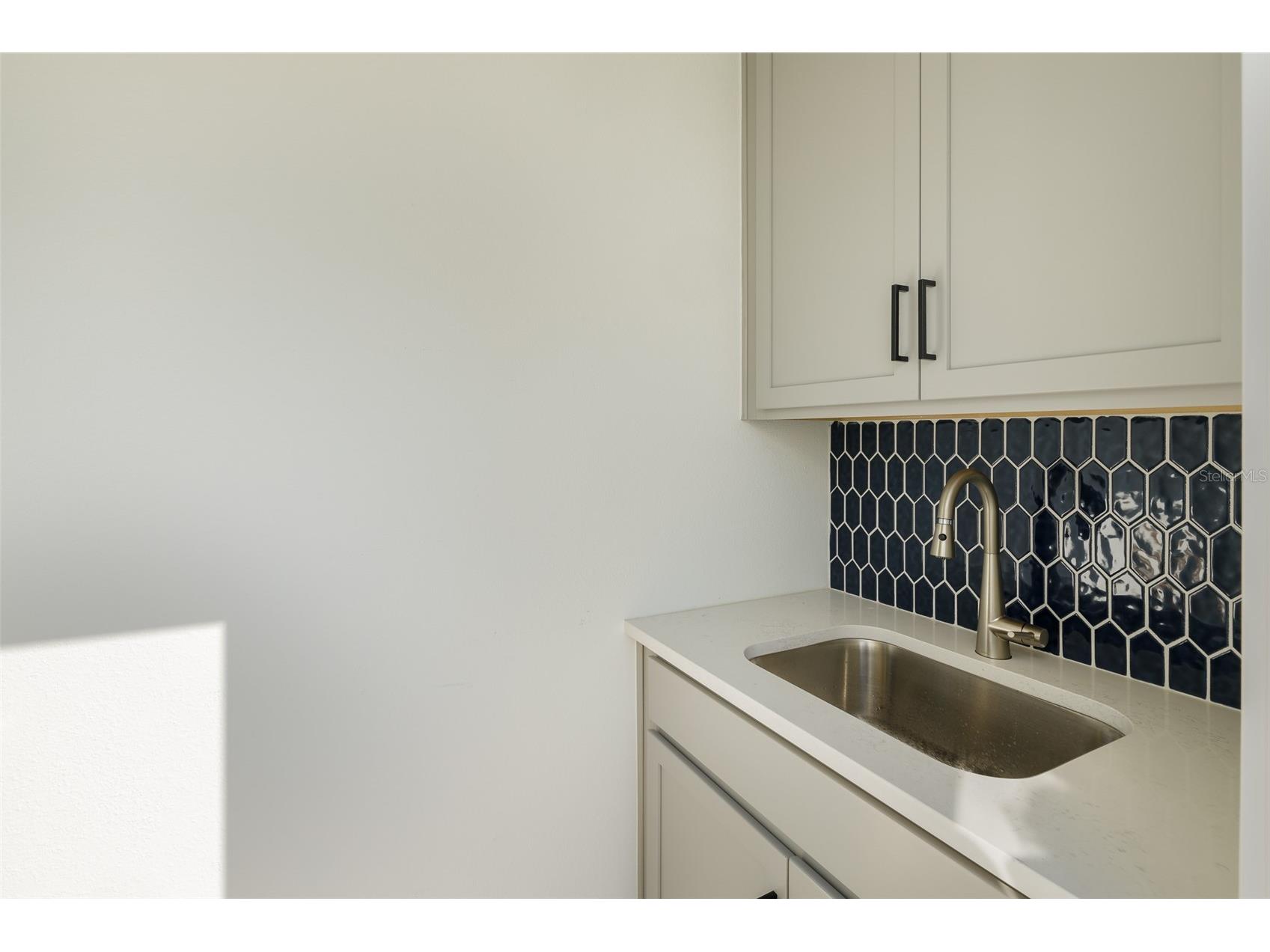 317 15th Street N Saint Petersburg FL 33705 TB8514650 image18