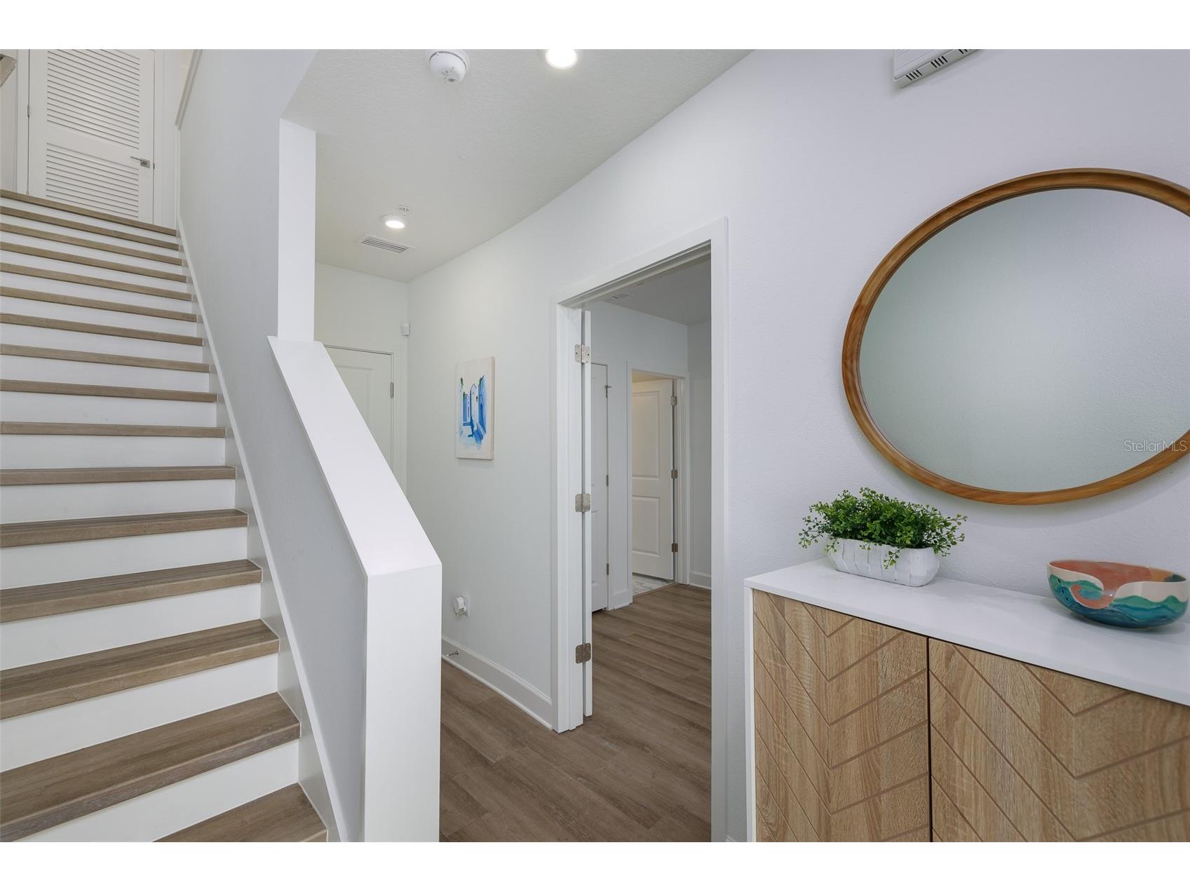 317 15th Street N Saint Petersburg FL 33705 TB8514650 image8