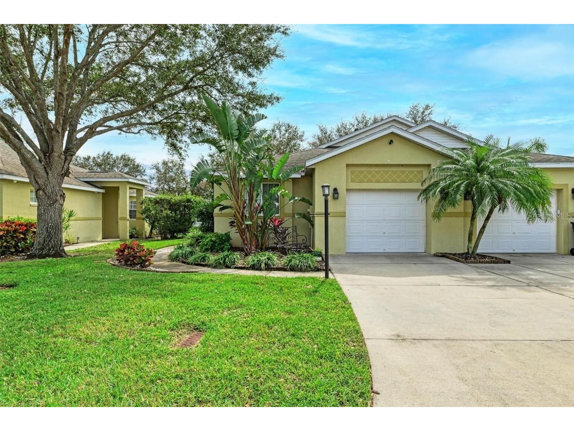 317 28th Street W Palmetto FL 34221 A4550103 image1