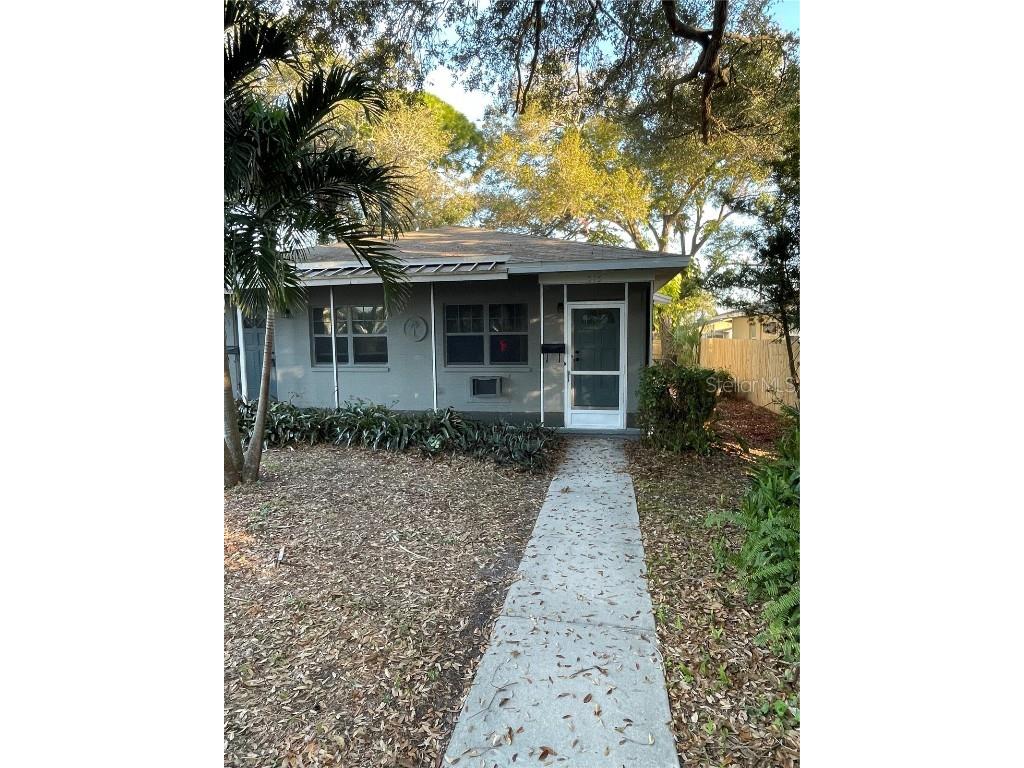 317 29th Avenue N Saint Petersburg FL 33704 U8216044 image1