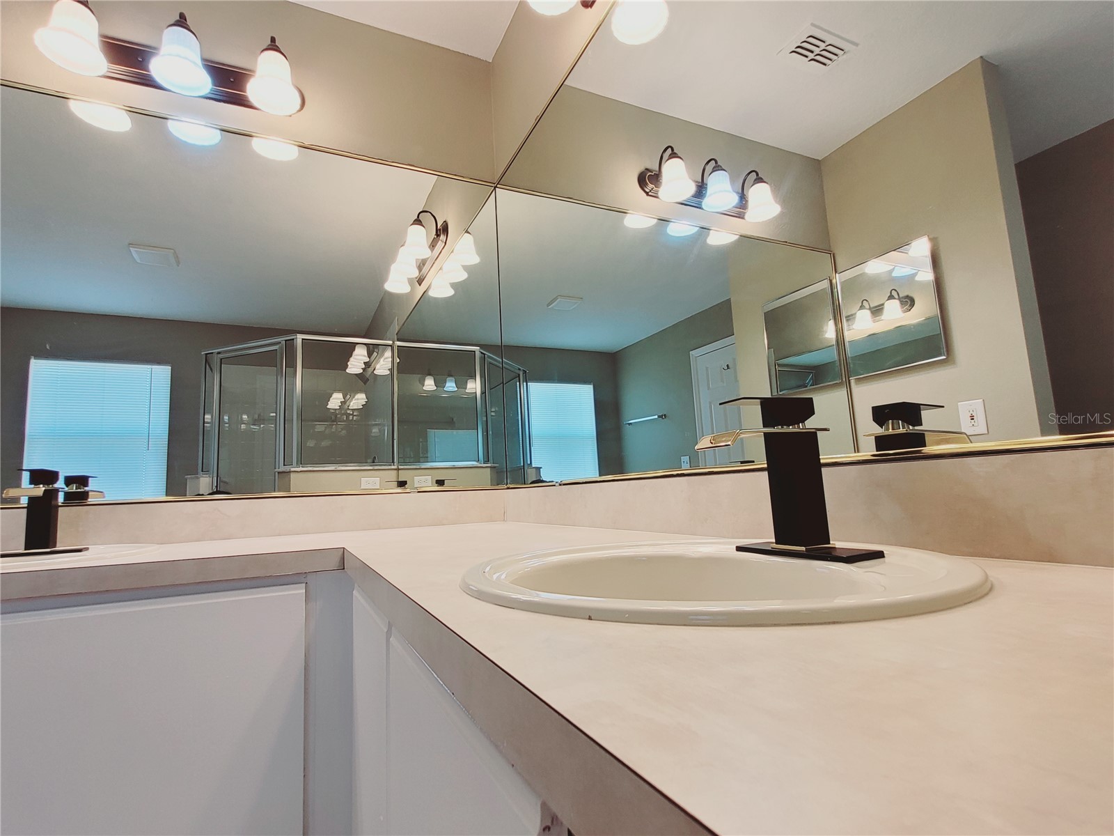 317 Azincourt Lane Kissimmee FL 34759 OM722270 image21