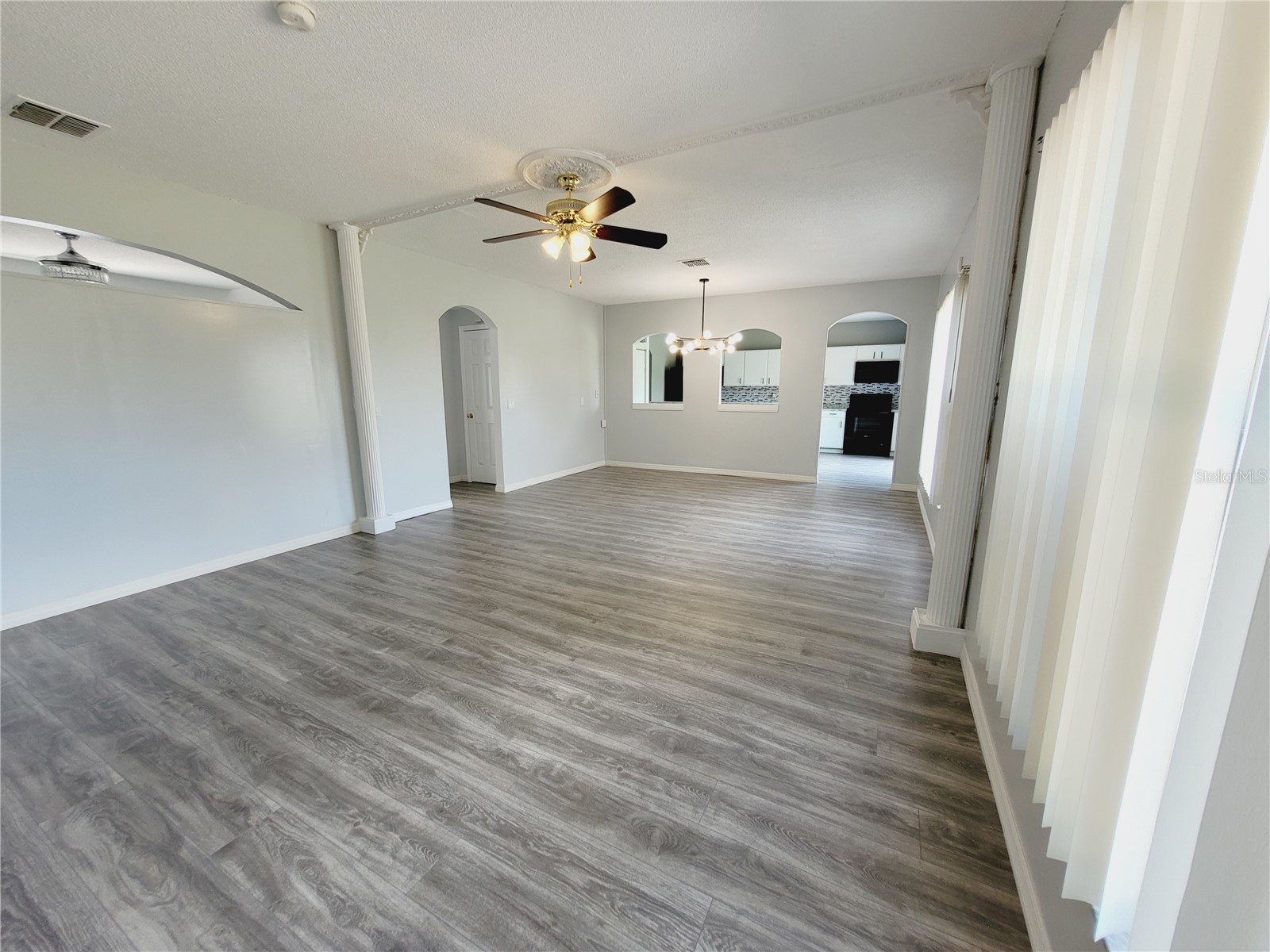 317 Azincourt Lane Kissimmee FL 34759 OM722270 image9