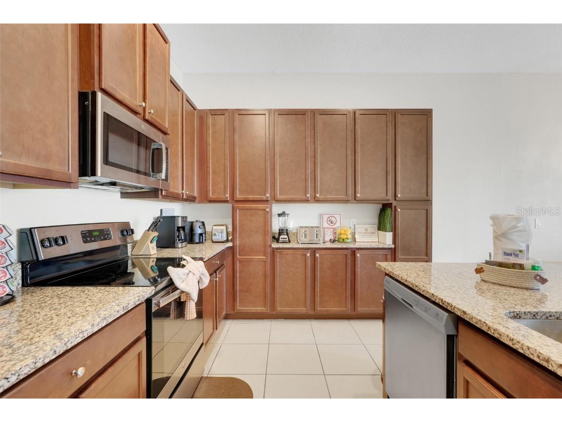 317 Captiva Drive Davenport FL 33896 O6349236 image14