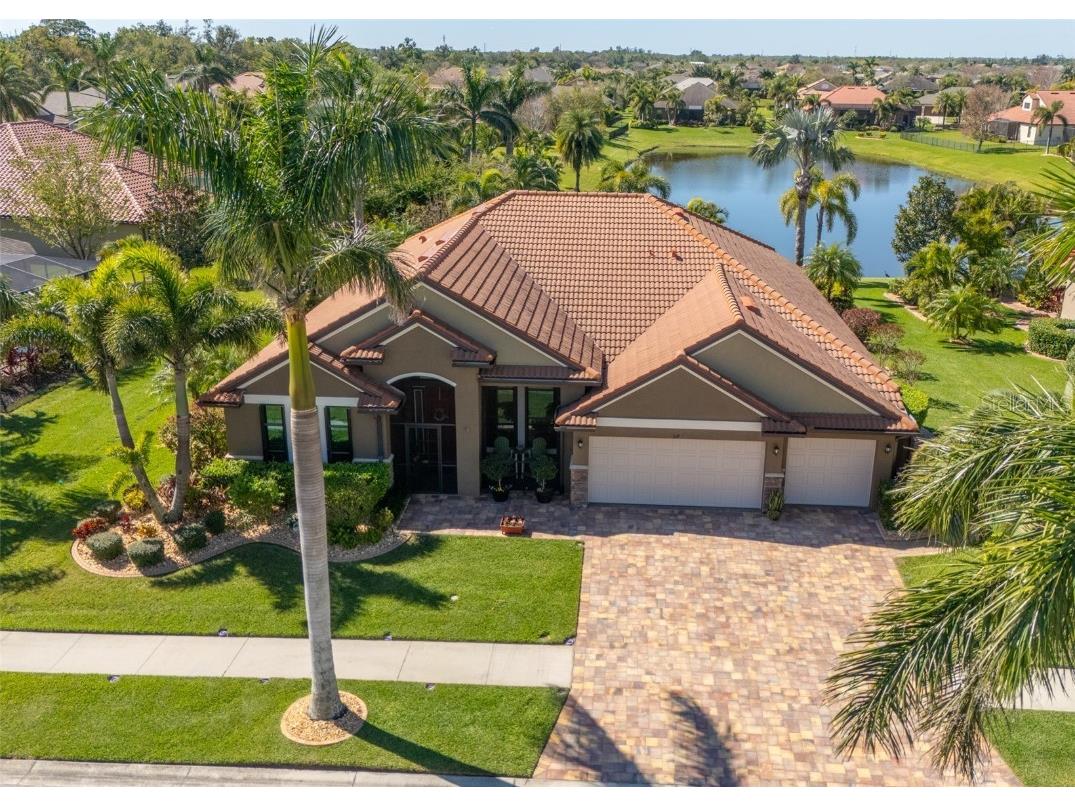 317 Cockle Shell Loop Apollo Beach FL 33572 TB8359794 image1