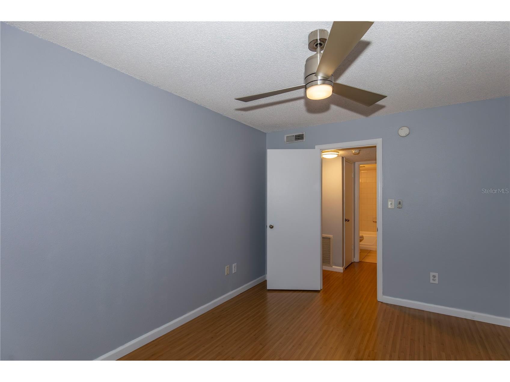 317 E Amelia Street #8 Orlando FL 32801 O6408547 image10