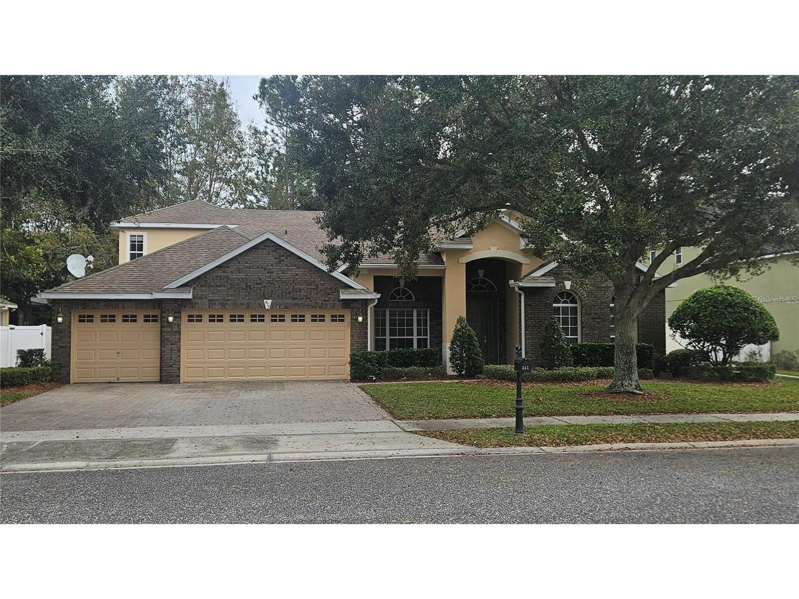 317 E Blue Water Edge Drive Eustis FL 32736 G5108279 image1
