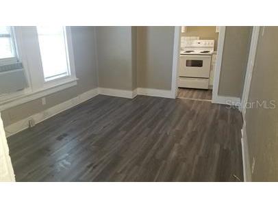 317 E Tarpon Avenue #3 Tarpon Springs FL 34689 TB8522627 image6