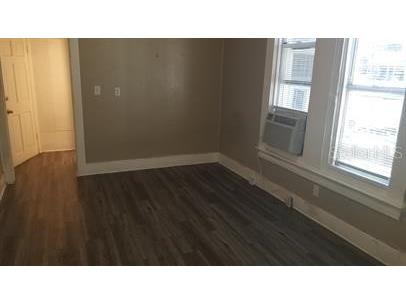 317 E Tarpon Avenue #3 Tarpon Springs FL 34689 TB8522627 image8
