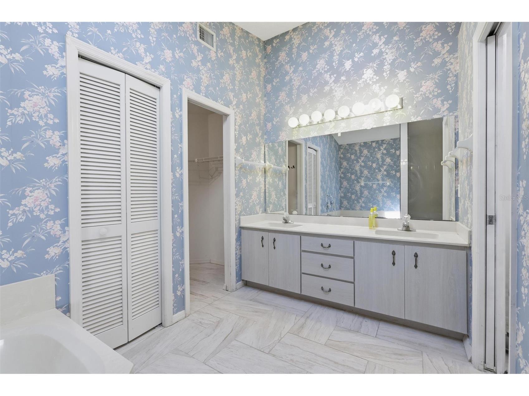 317 Glenbriar Circle Daytona Beach FL 32114 V4948609 image13
