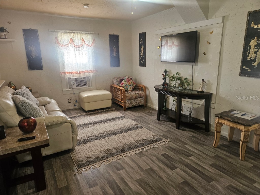 317 Inwood Avenue New Smyrna Beach FL 32168 V4942545 image3