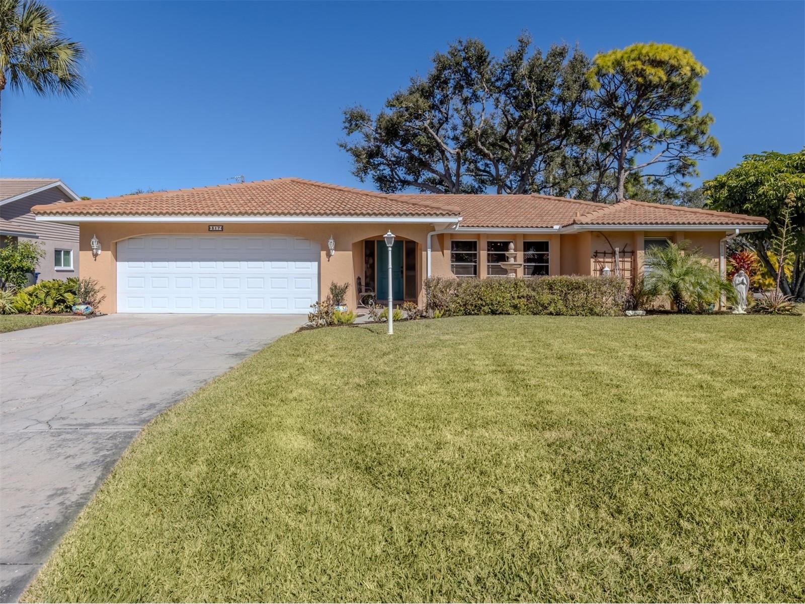 317 Monet Drive Nokomis FL 34275 N6142907 image1