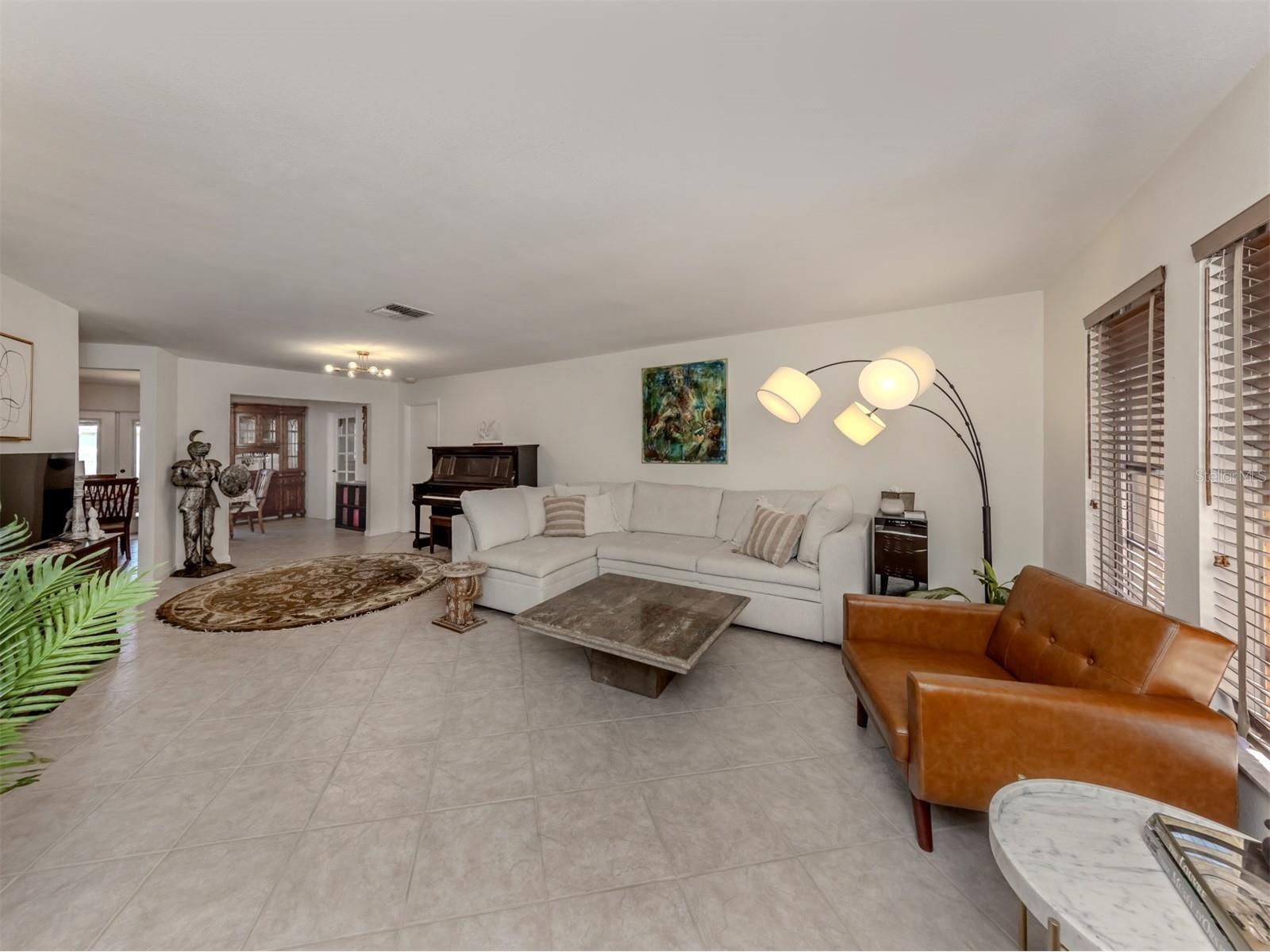 317 Monet Drive Nokomis FL 34275 N6142907 image3