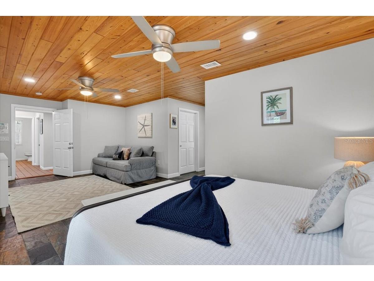 317 N Bay Boulevard Anna Maria FL 34216 A4695399 image16
