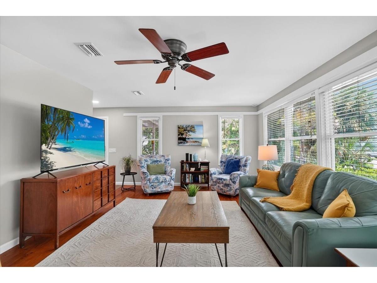 317 N Bay Boulevard Anna Maria FL 34216 A4695399 image9